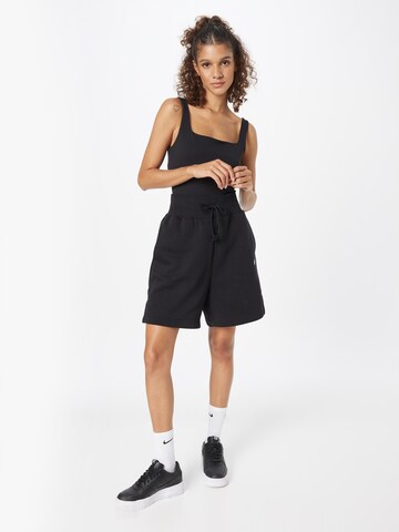 NIKE Sports Top 'LUXE' in Black