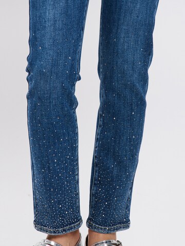 Coupe slim Jean Influencer en bleu