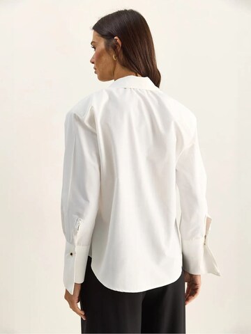 Chemisier Bianco Lucci en blanc