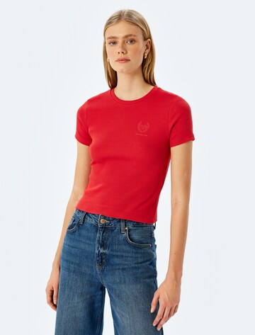 Koton Shirt in Red: front