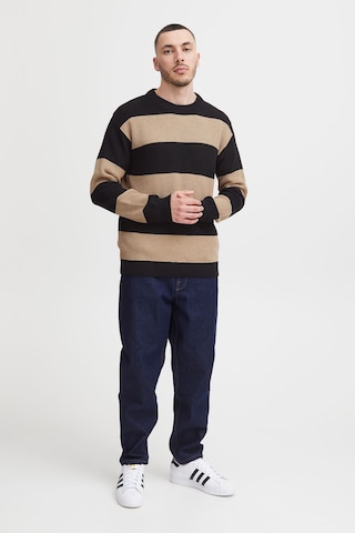 !Solid - Pullover em preto