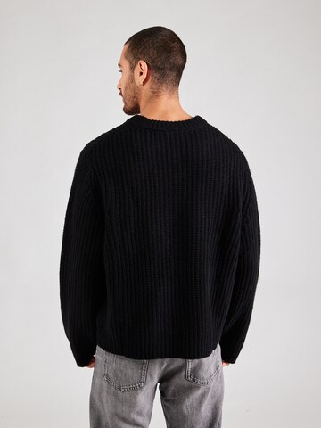 Won Hundred Sweater in Black