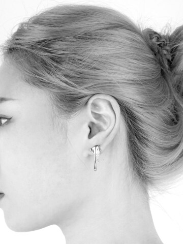Nightini Earrings 'Liquid' in Silver: front