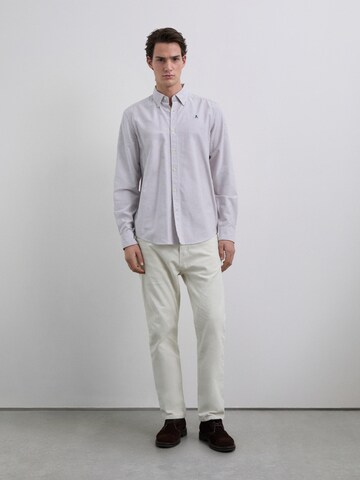 Scalpers Слим Рубашка 'New Oxford' в Красный: спереди