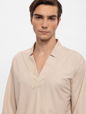 Antioch Regular fit Button Up Shirt in Beige