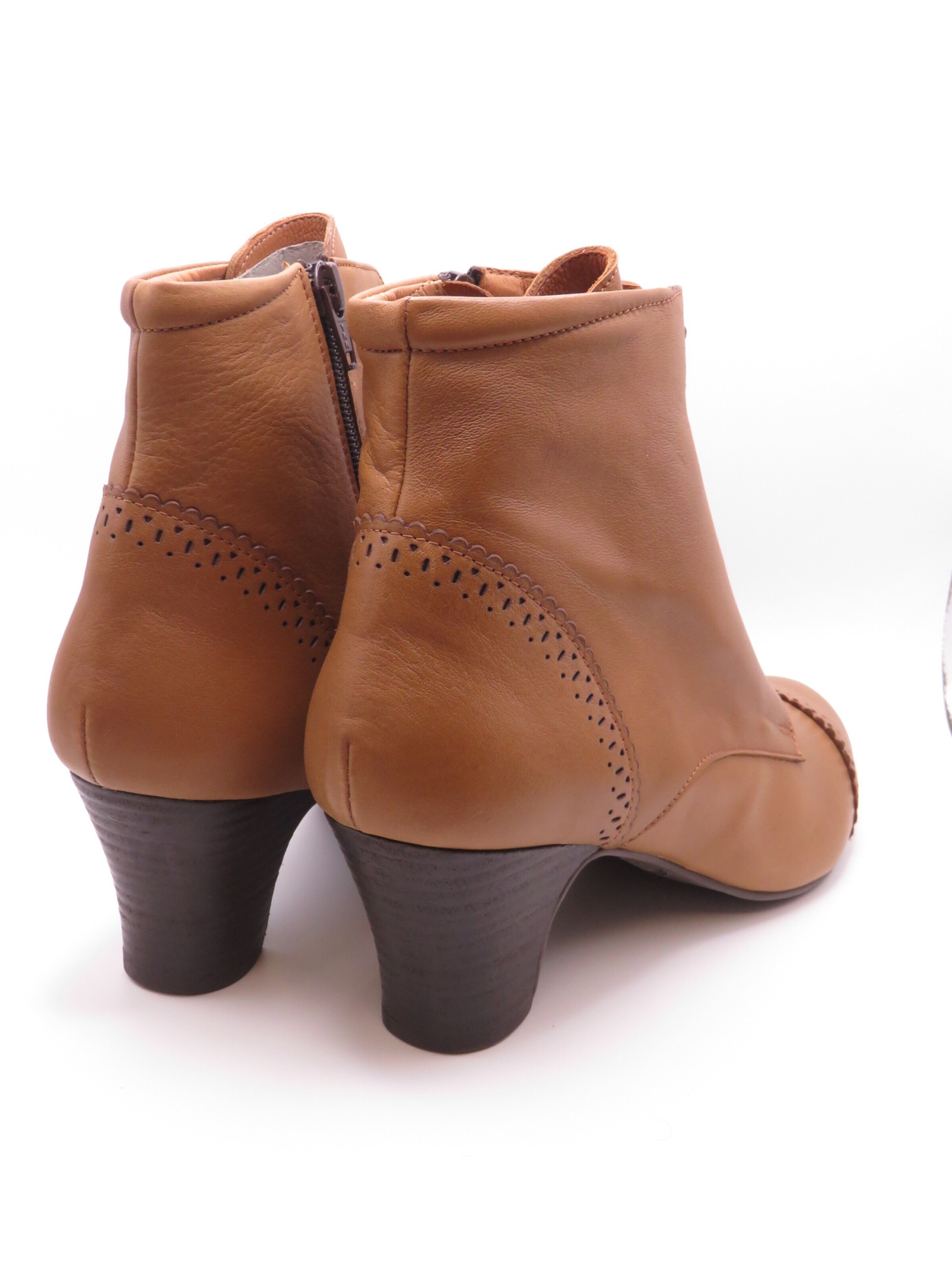 Ankle boots 'Mago' di BRAKO in beige