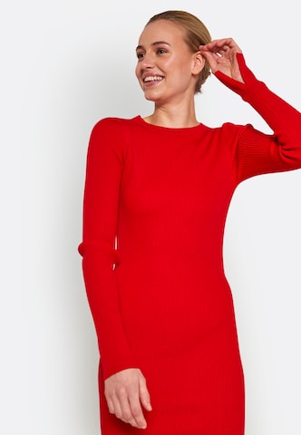 NORR Úpletové šaty – červená