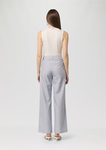 COMMA Top in White: back