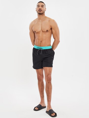 Shorts de bain 'Penglai' Threadbare en noir