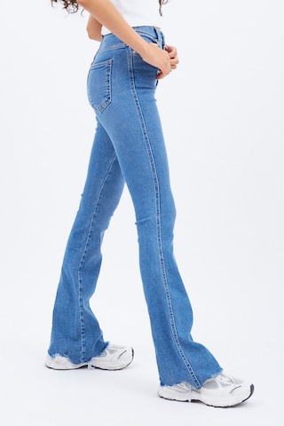 Dr. Denim Flared Jeans 'Moxy' in Blau