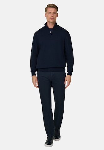 Boggi Milano Slim fit Chino trousers in Blue: front