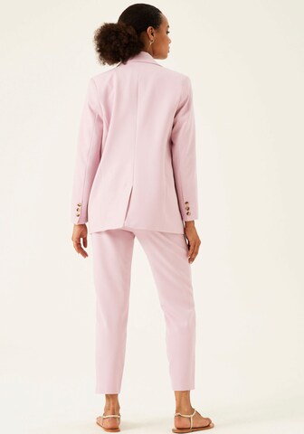 GARCIA Regular Pleat-Front Pants in Pink