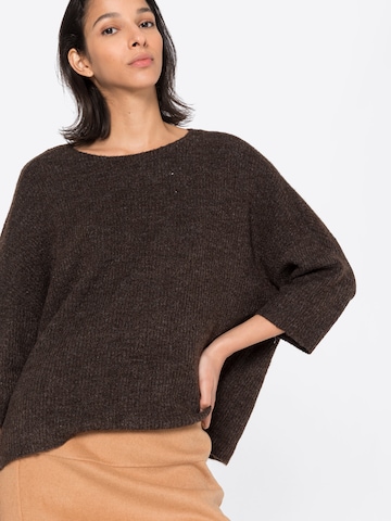 VERO MODA Sweater 'Vigga' in Brown