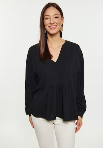 Usha Blouse in Black: front