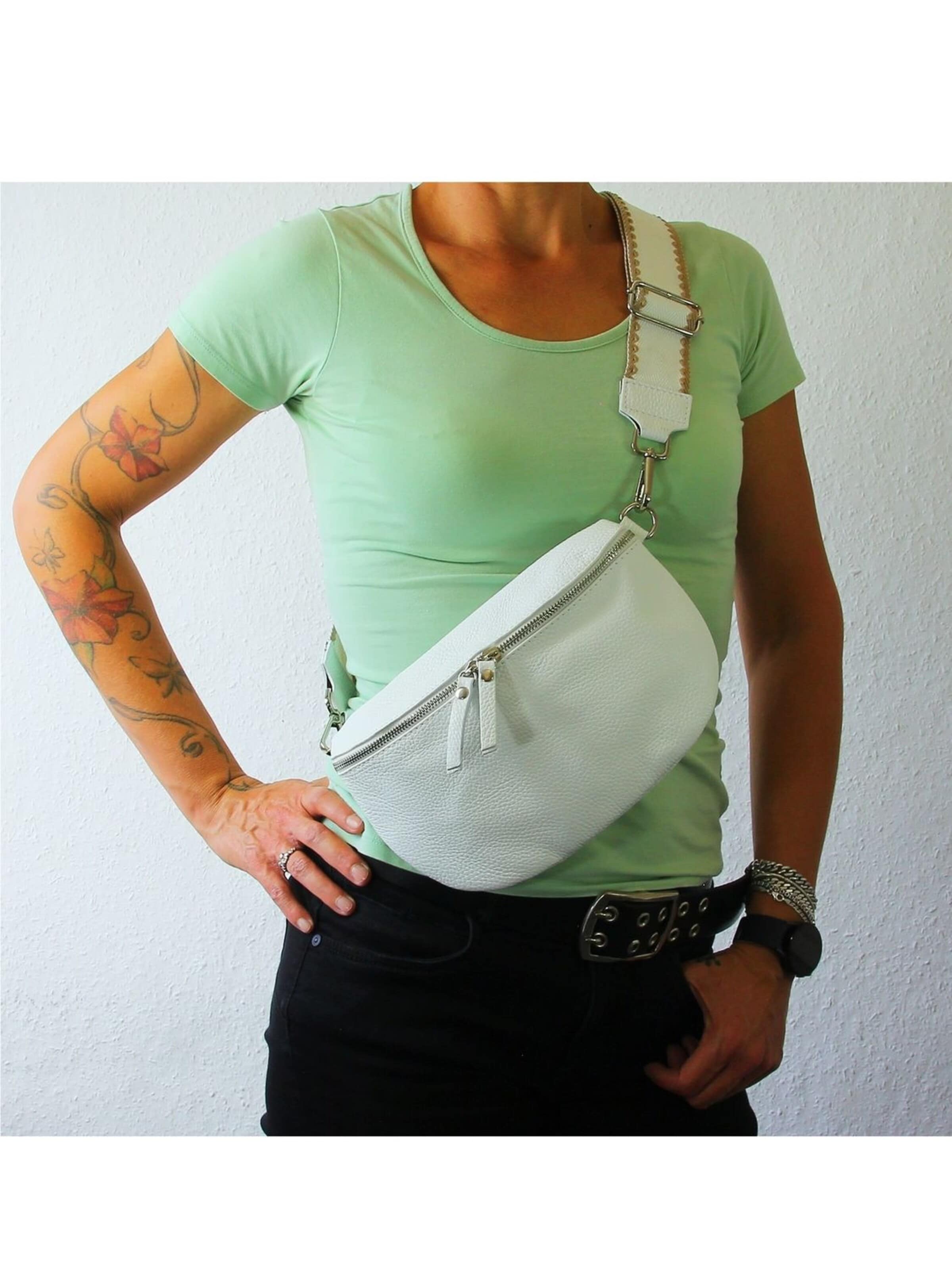 Florence Fanny Pack in White