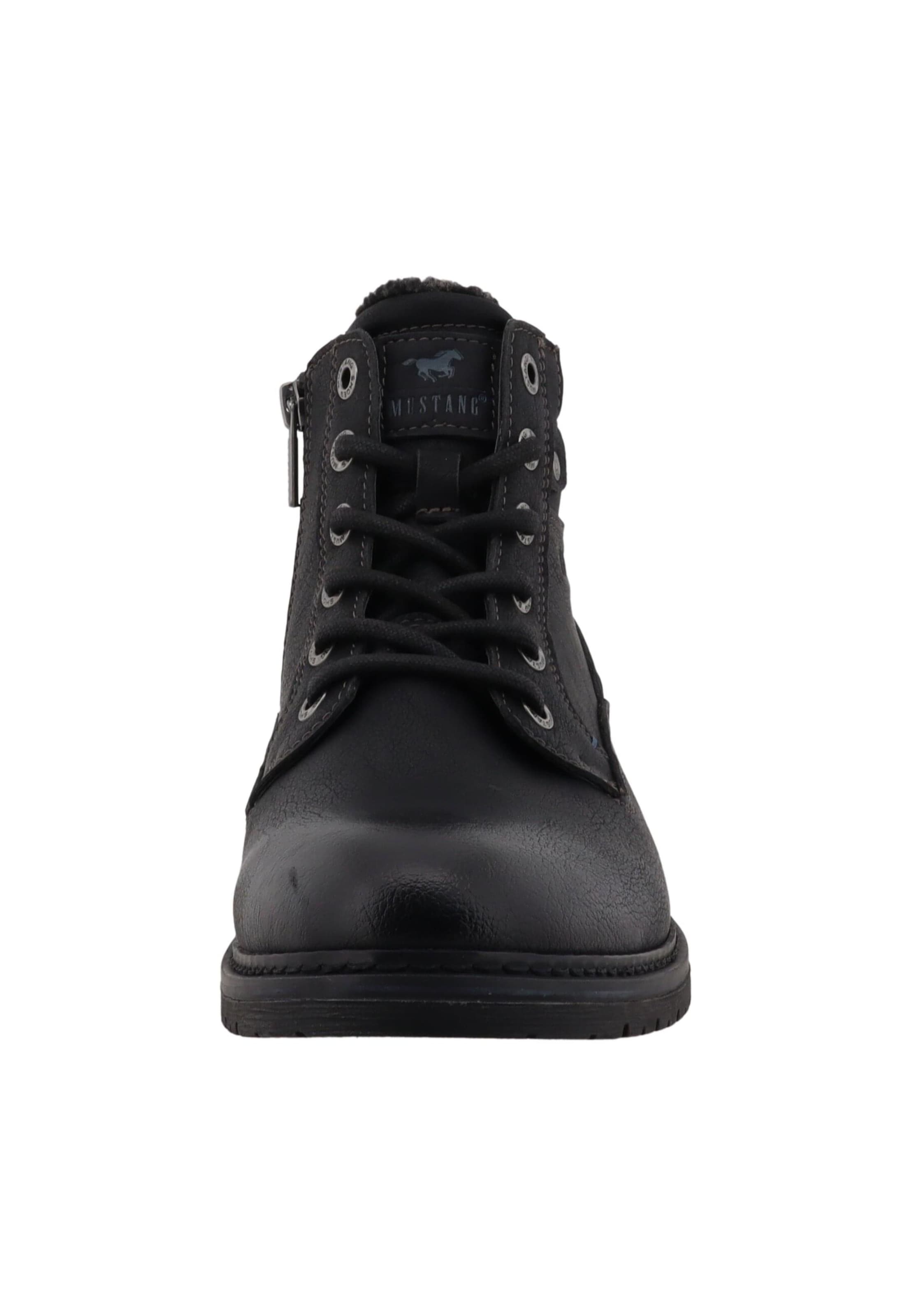MUSTANG - Botas con cordones en negro