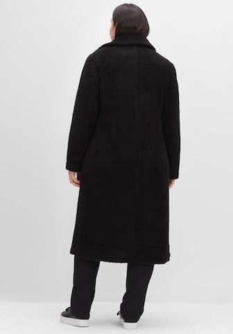 SHEEGO Between-Seasons Coat in Black