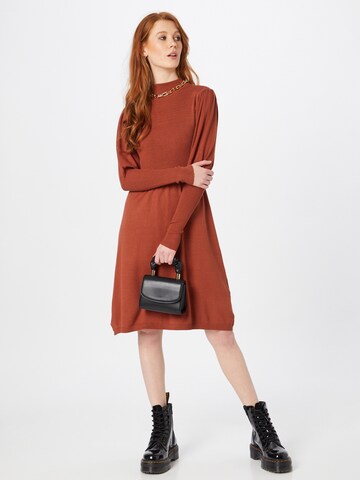 Fransa - Vestido de malha 'FR Dedina' em castanho