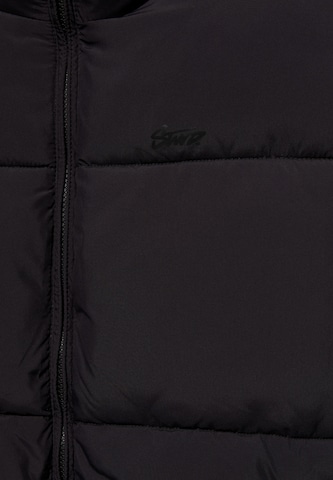 Pull&Bear Bodywarmer 'STWD' in Zwart