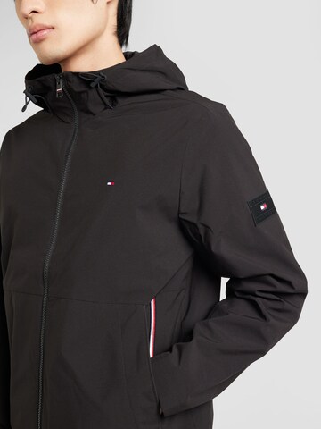 TOMMY HILFIGER Jacke in Schwarz