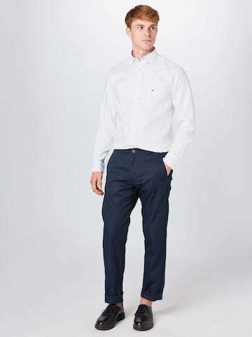 Coupe regular Chemise business FYNCH-HATTON en blanc