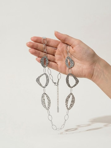 Collana 'RAGNA' di DNSK Copenhagen in argento
