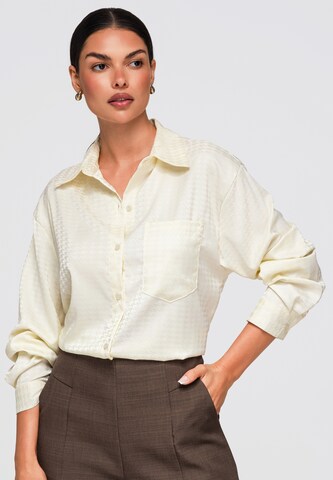Ombre Blouse in Beige: voorkant