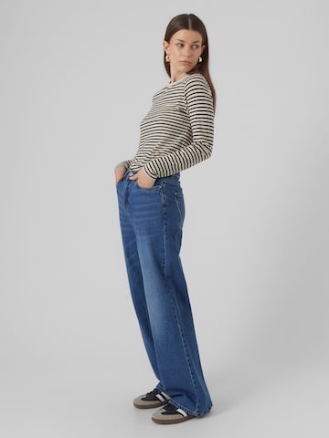 VERO MODA Wide leg Jeans 'FAITH' in Blauw