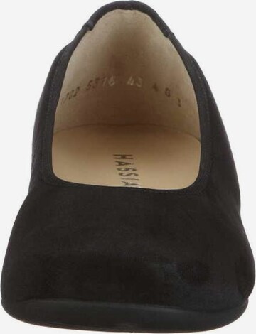 HASSIA Classic Flats in Black