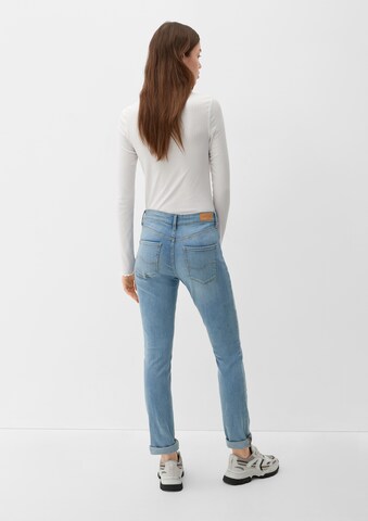 QS Slimfit Jeans i blå