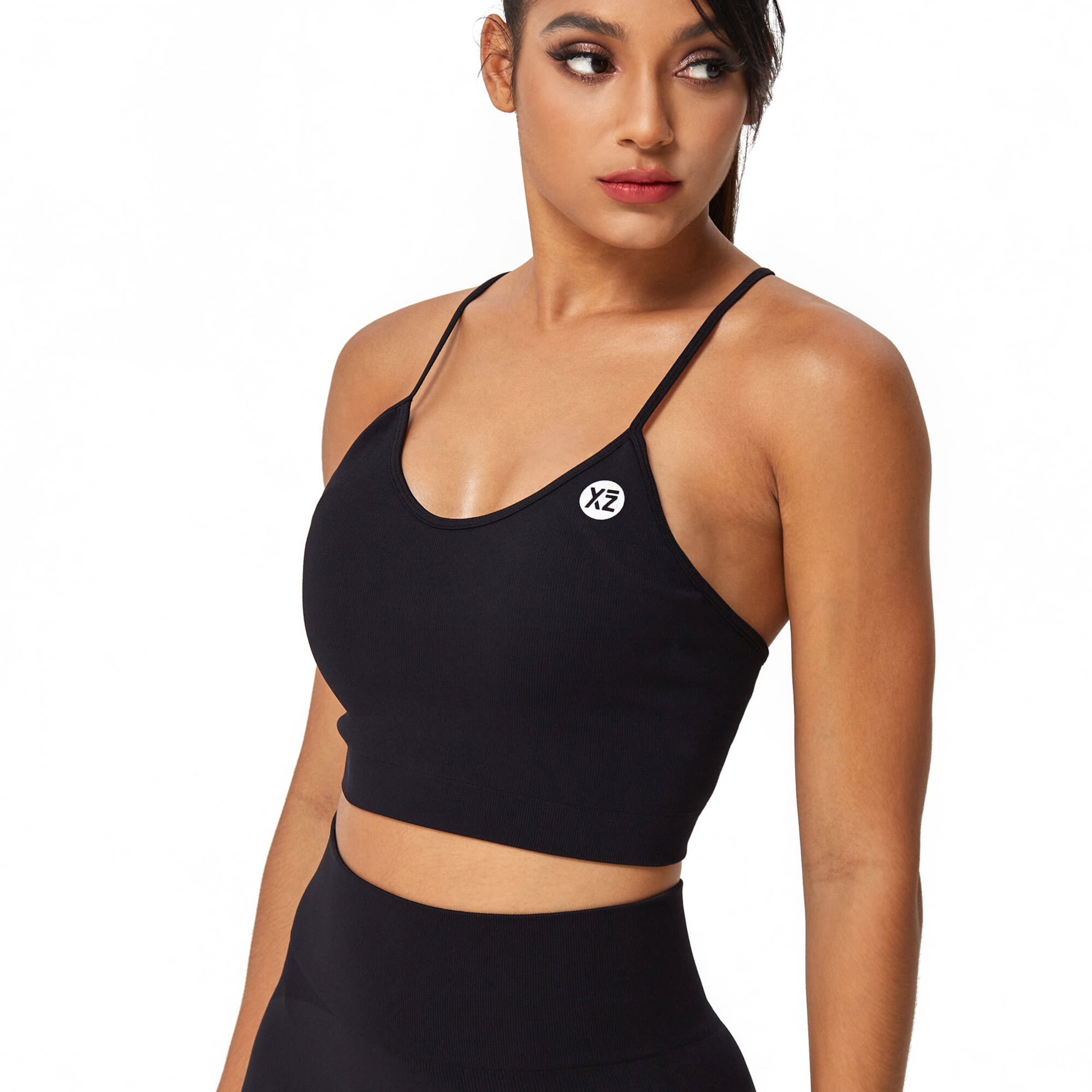 Top sportivo 'Charm' di YEAZ in nero