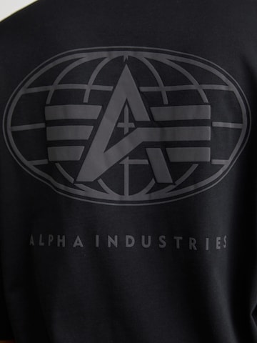 ALPHA INDUSTRIES Tričko – černá
