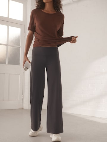 Next Wide leg Byxa 'Active Ultimate' i brun
