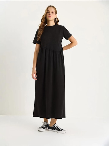Bianco Lucci Dress in Black