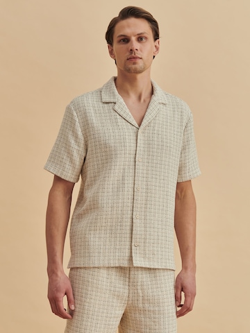 DAN FOX APPAREL - Regular Fit Camisa 'Timo' em branco: frente