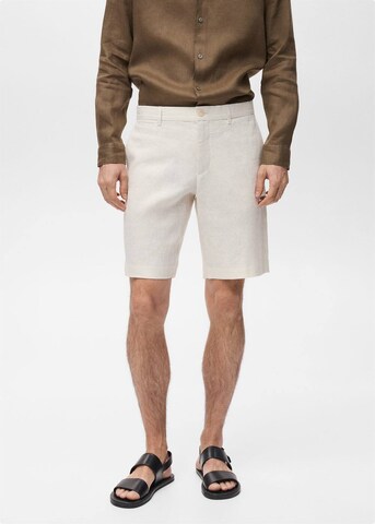 MANGO MAN Slimfit Shorts 'Carp' in Weiß: Vorderseite