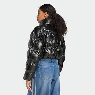 ADIDAS ORIGINALS Jacke 'Essentials' in Schwarz
