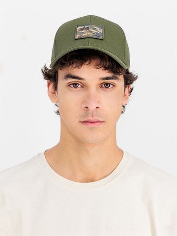 ALPHA INDUSTRIES Кепка в Зеленый: спереди