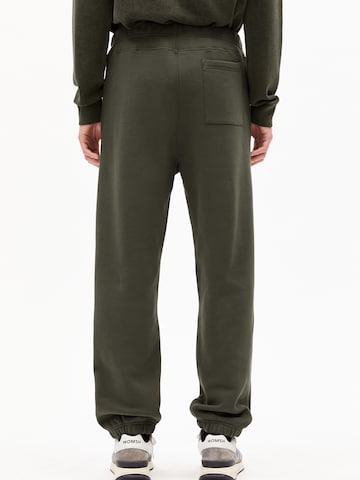 ARMEDANGELS Loosefit Jogginghose BAASTI FLEECE in Grün