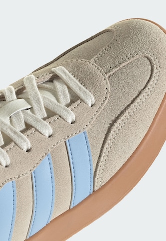 bēšs ADIDAS SPORTSWEAR Zemie brīvā laika apavi 'Barreda'