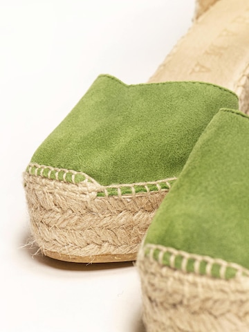 Alhamas - Sandalias con hebilla 'Alpargata Cuña 10 cm' en verde