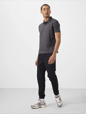 Maglietta 'T-Shirts' di Tommy Life in grigio