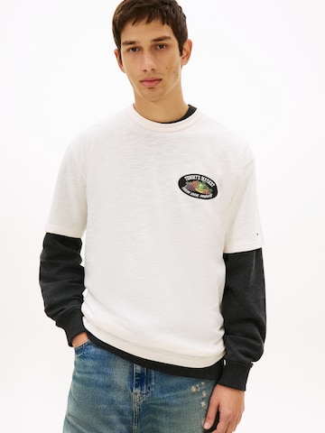 T-Shirt Tommy Jeans en beige : devant