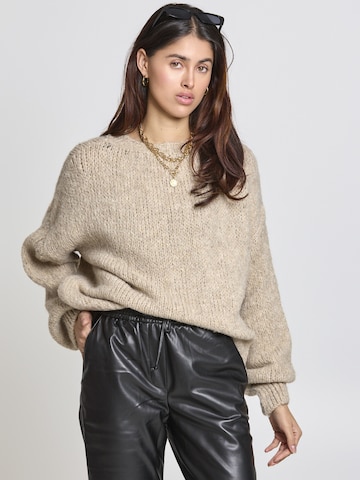 Lilavie Strickpullover ' Peggii ' in Beige: Vorderseite