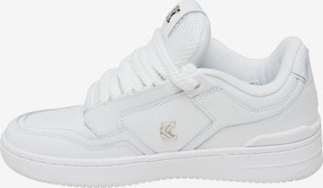 Karl Kani Matalavartiset tennarit 'Lxry SK8' värissä valkoinen: etupuoli