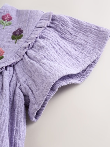 Next Strampler in Lila