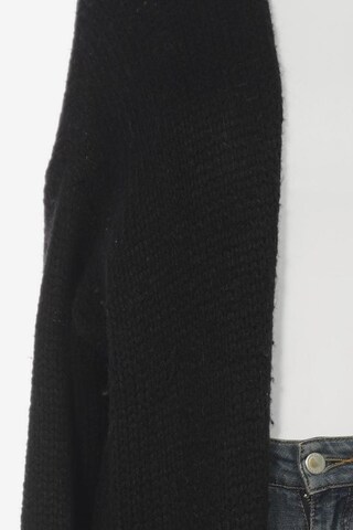 0039 Italy Sweater & Cardigan in S in Black
