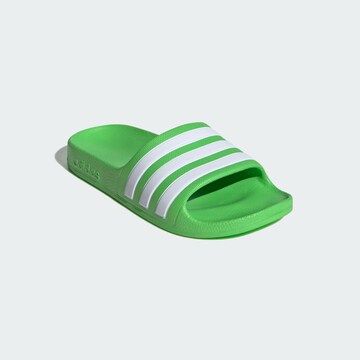 ADIDAS SPORTSWEAR Plážové / kúpacie topánky 'Adilette Aqua' - Zelená