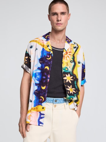 Desigual Loosefit Kalhoty 'Bermuda' – bílá