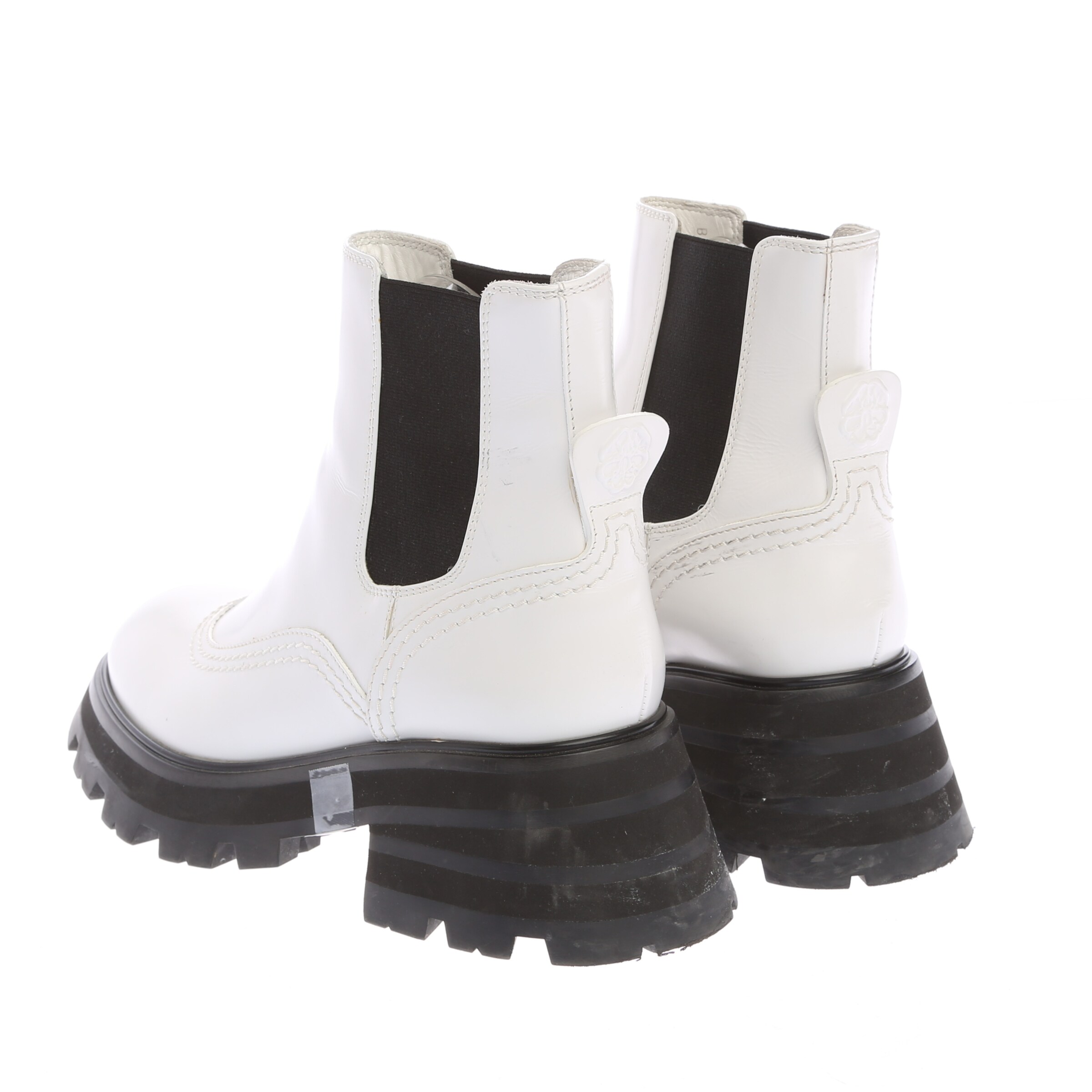 Alexander McQueen Dress Boots in 37 in White